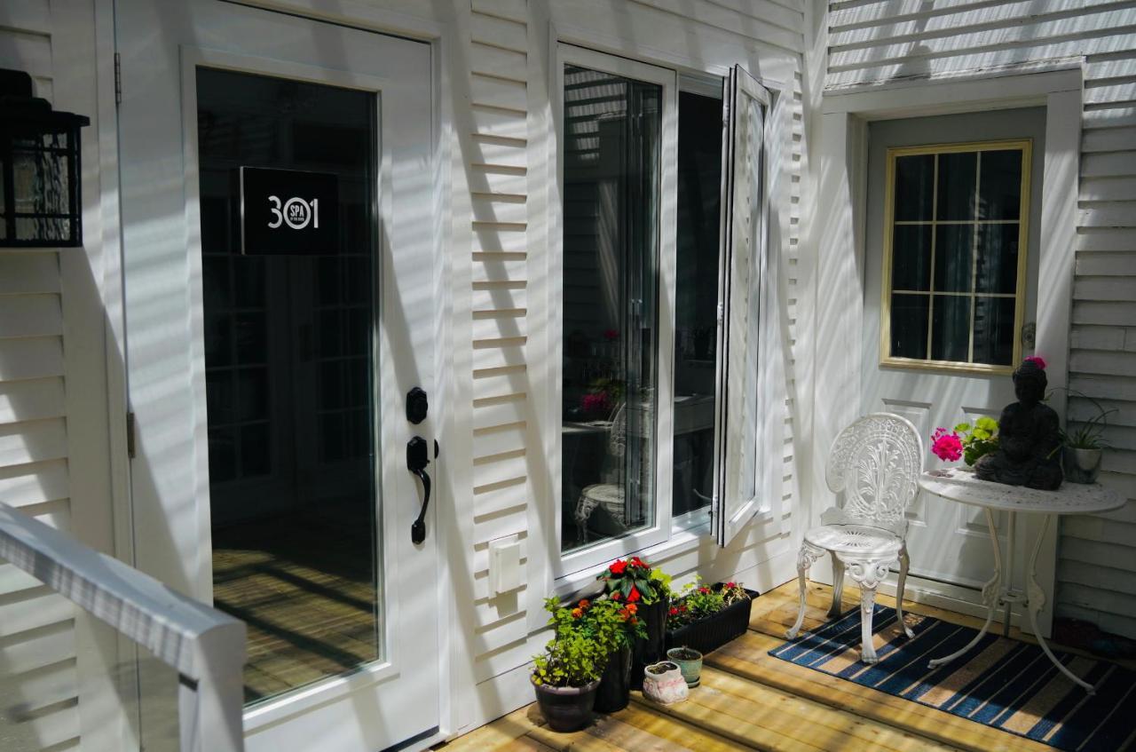 By The River B&B Fredericton Bagian luar foto