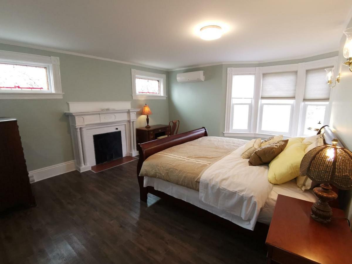 By The River B&B Fredericton Bagian luar foto