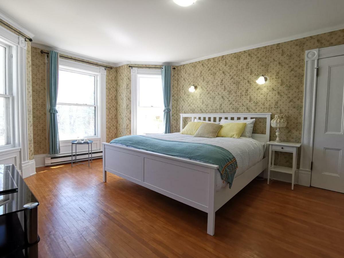 By The River B&B Fredericton Bagian luar foto